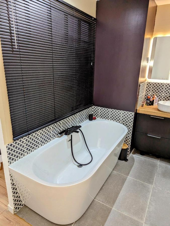 Appartement Cosy Spacieux Balcon - Ourcq 19 *